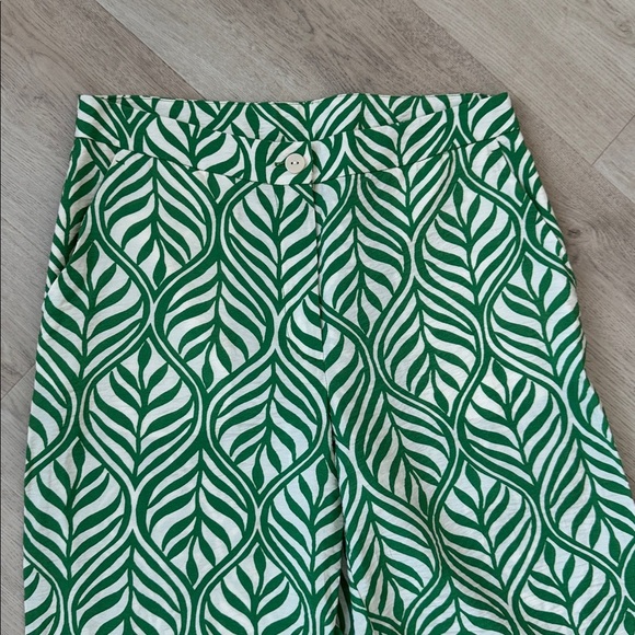 H&M pants 💚 - Picture 3 of 6